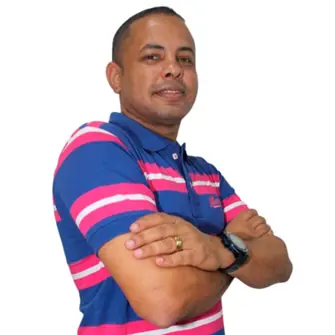 Nome: Gilson Cerqueira Almeida Nome de urna: Vitor do Povo Prefeito de Santanópolis